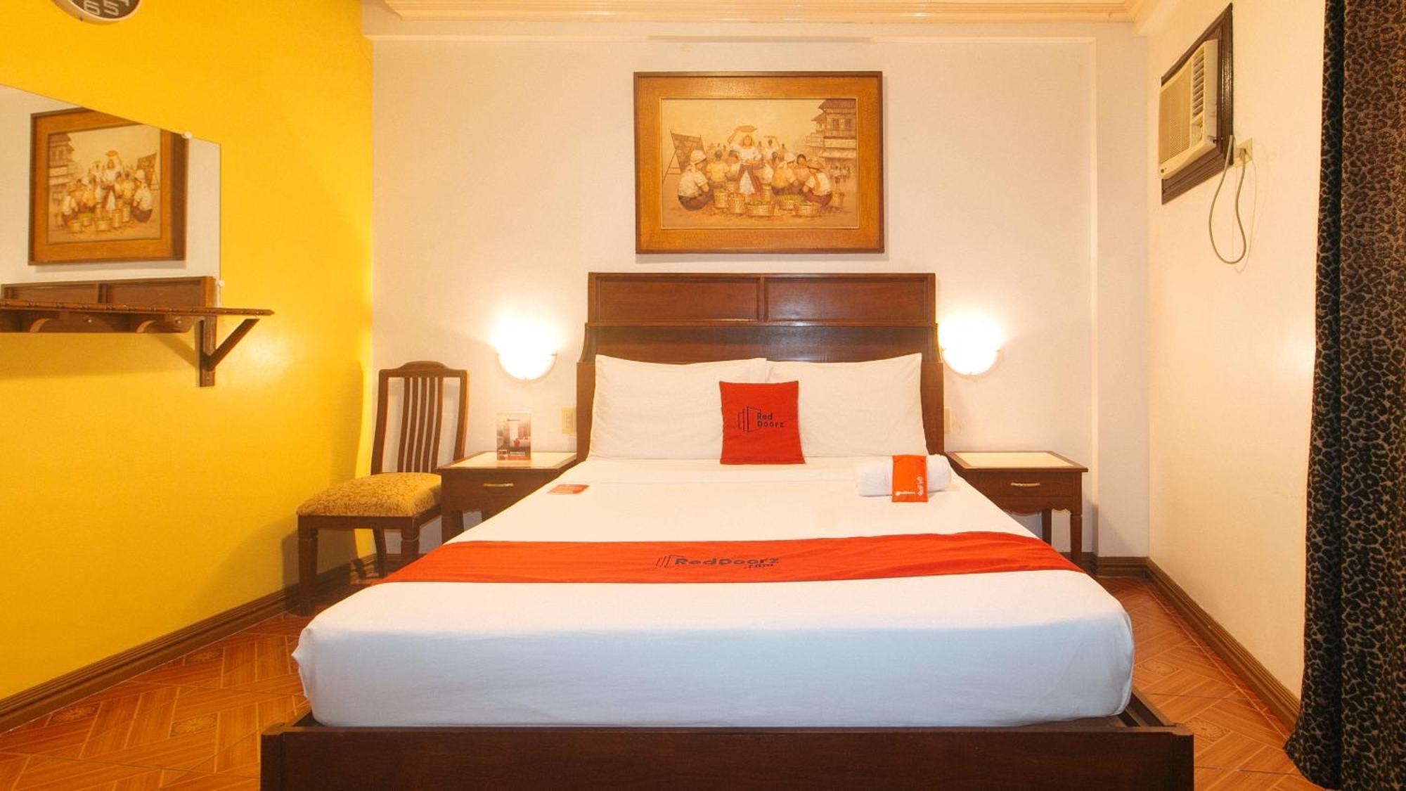 Reddoorz At La Casa Guesthouse Former Reddoorz At Tamarind Street Angeles City Extérieur photo